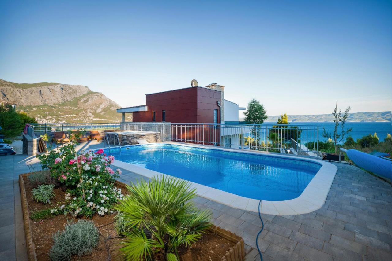 Villa Sara With Sea View And Private Heated Pool Omis Bagian luar foto