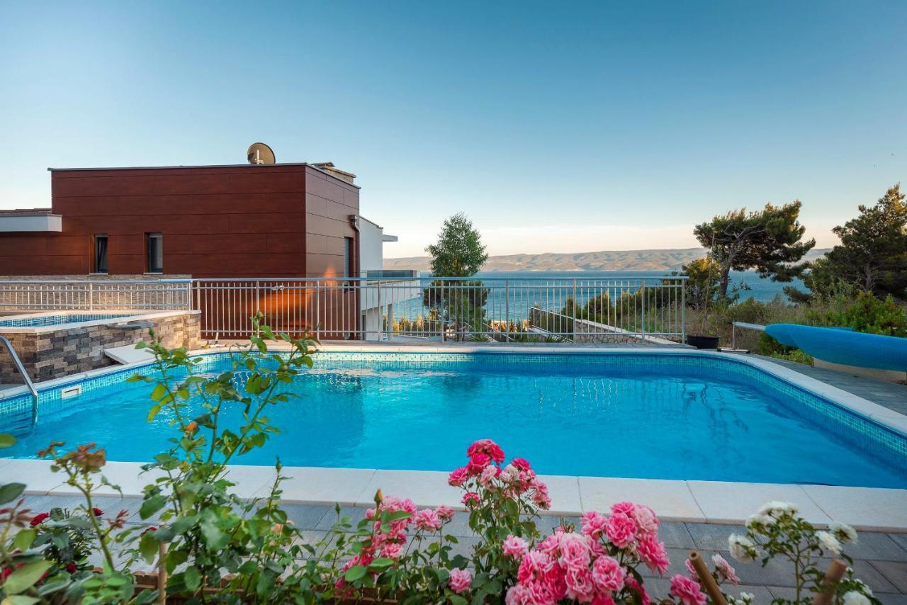 Villa Sara With Sea View And Private Heated Pool Omis Bagian luar foto
