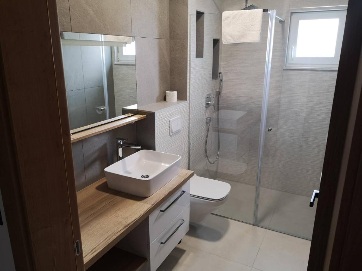 Villa Sara With Sea View And Private Heated Pool Omis Bagian luar foto