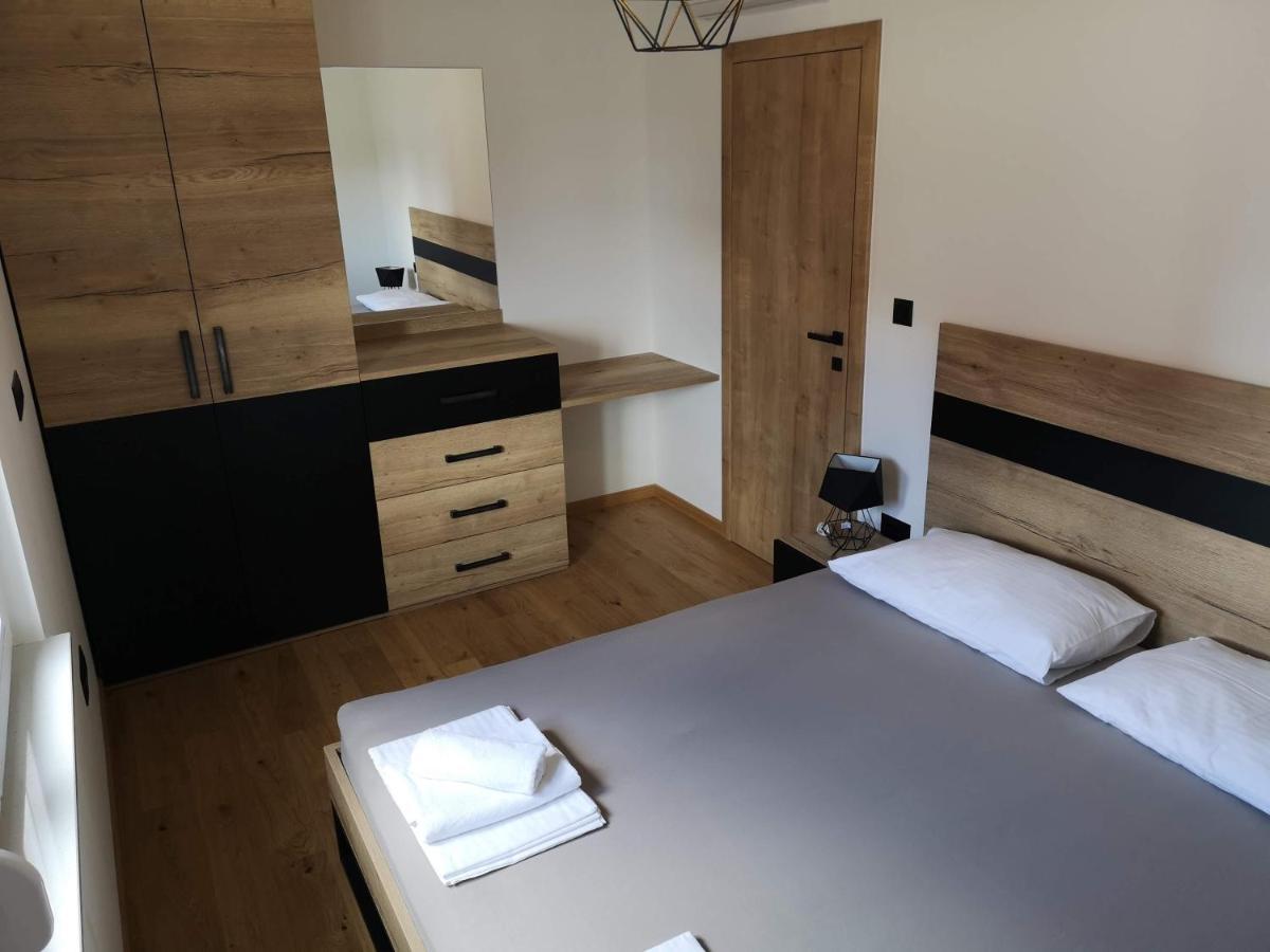 Villa Sara With Sea View And Private Heated Pool Omis Bagian luar foto