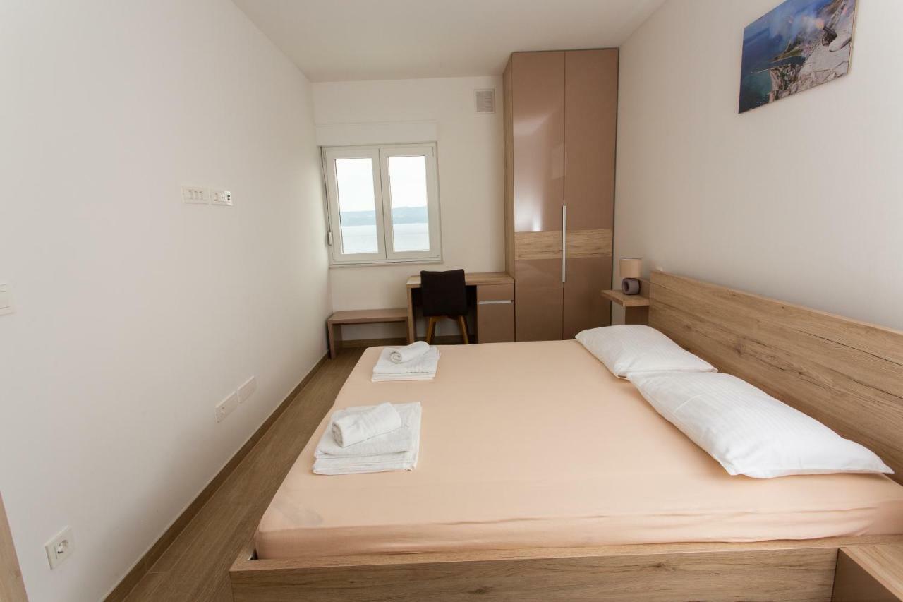 Villa Sara With Sea View And Private Heated Pool Omis Bagian luar foto