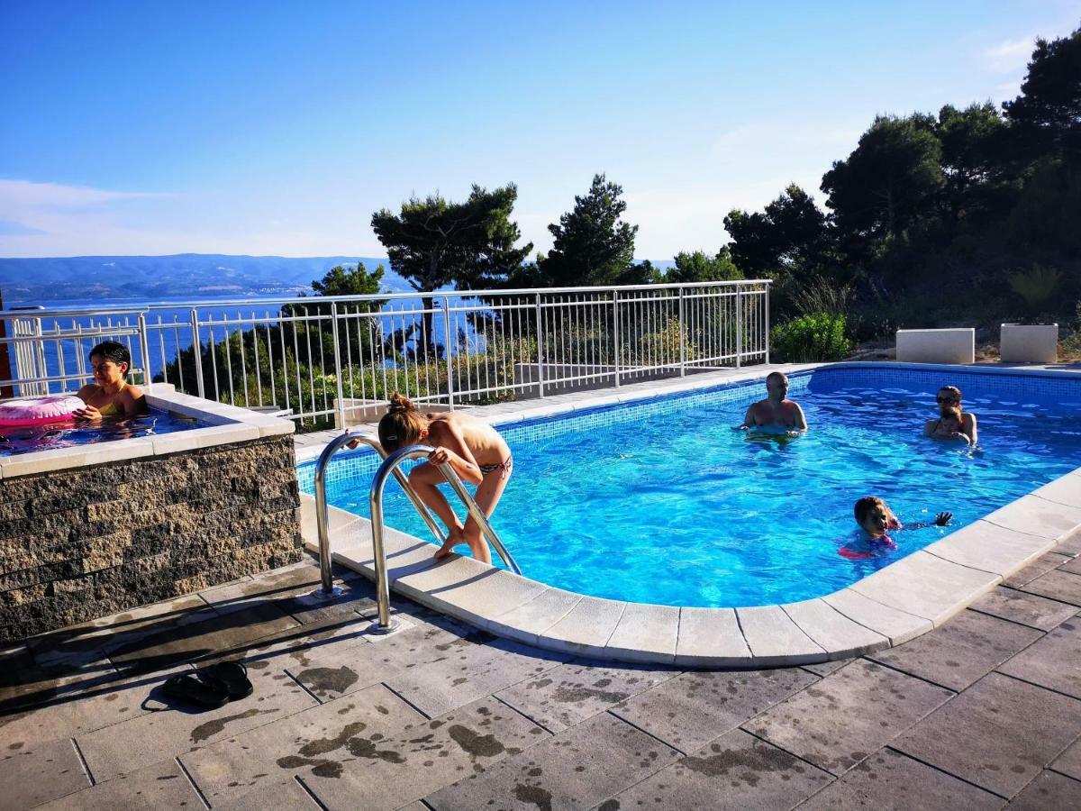 Villa Sara With Sea View And Private Heated Pool Omis Bagian luar foto