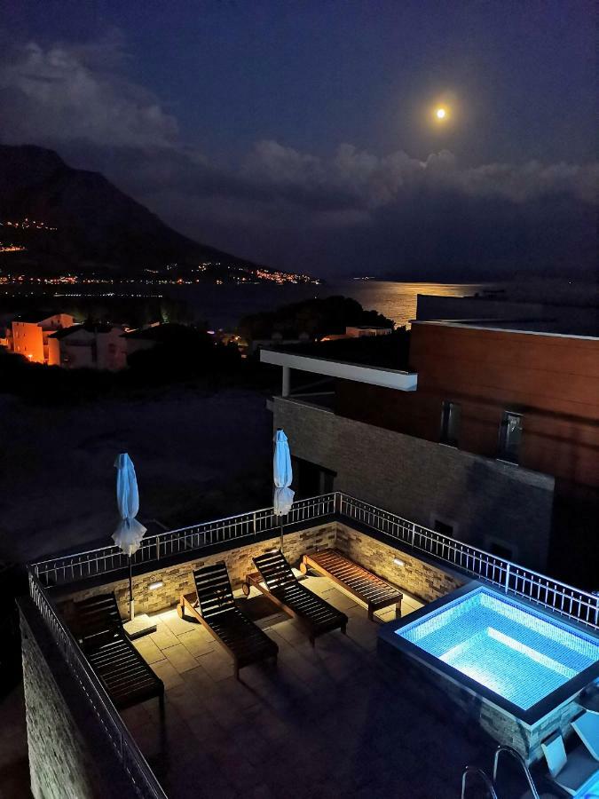 Villa Sara With Sea View And Private Heated Pool Omis Bagian luar foto